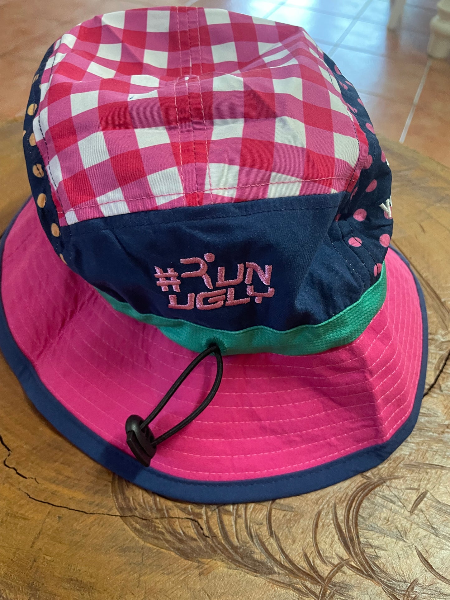RU BUCKET HAT